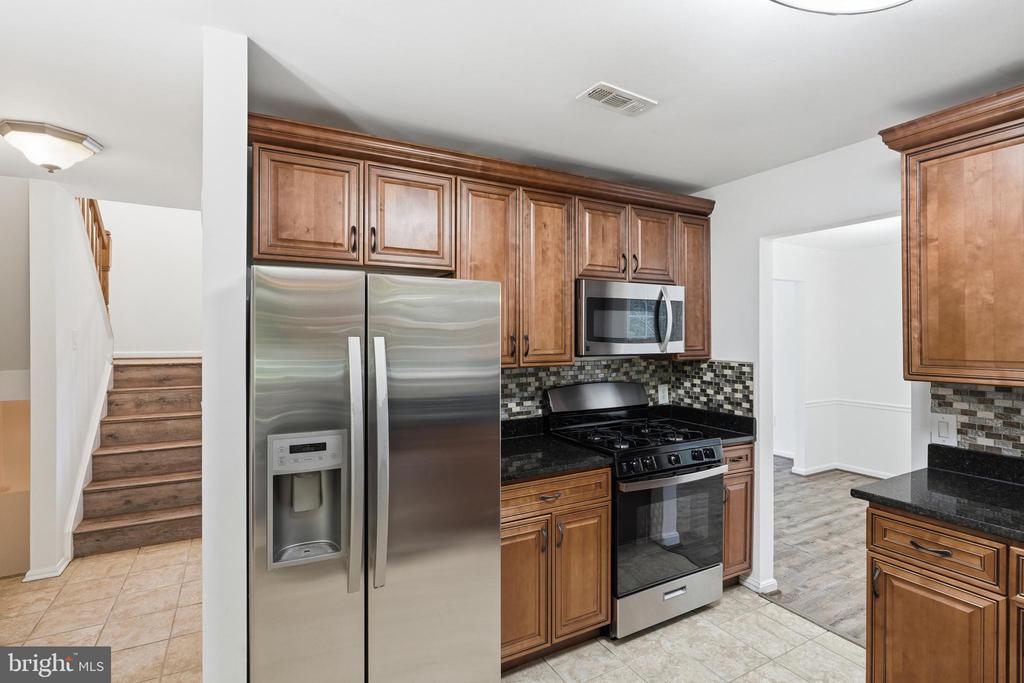 13857 REDFORD LANE