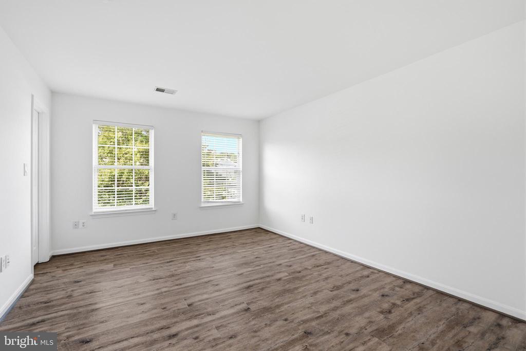 13857 REDFORD LANE