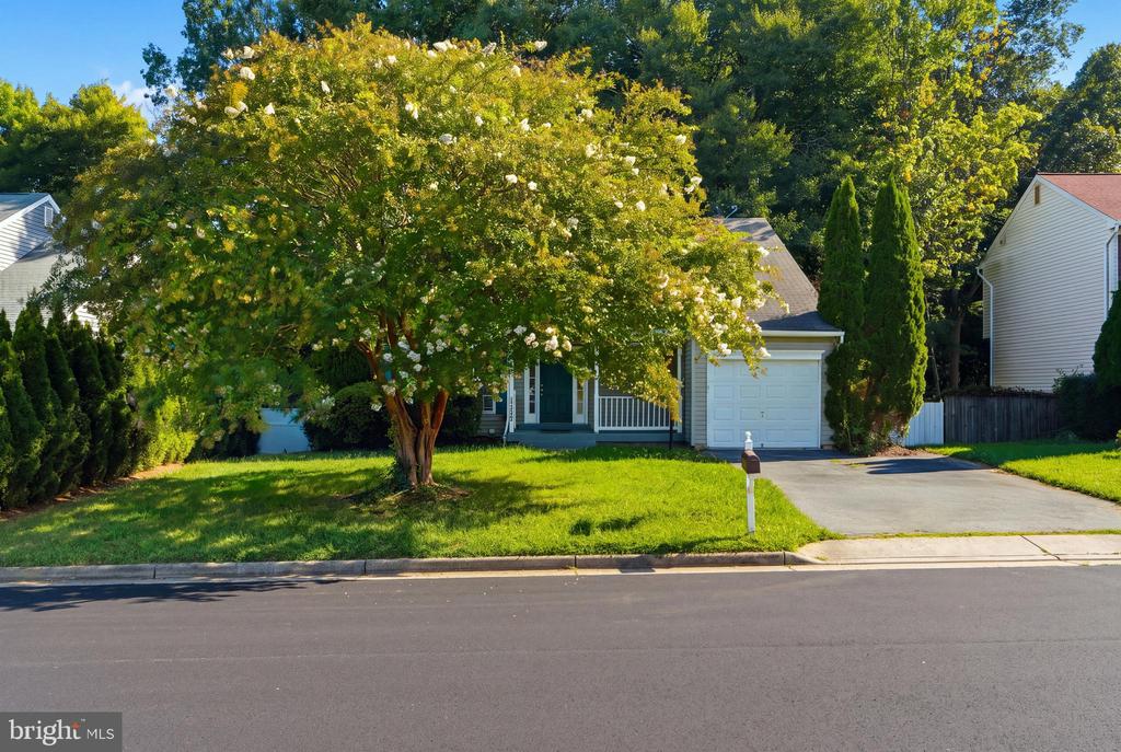 13857 REDFORD LANE