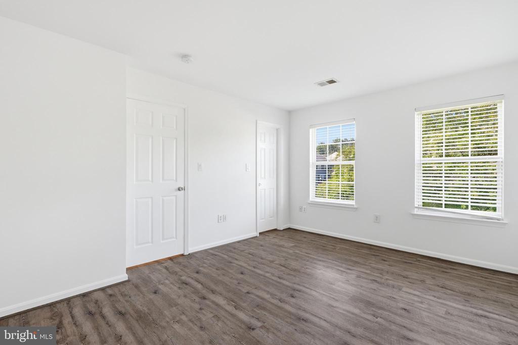 13857 REDFORD LANE
