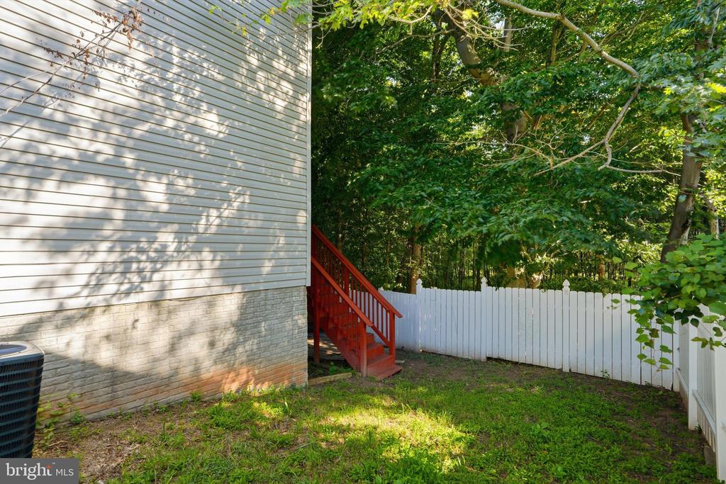 13857 REDFORD LANE