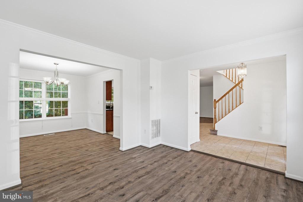 13857 REDFORD LANE