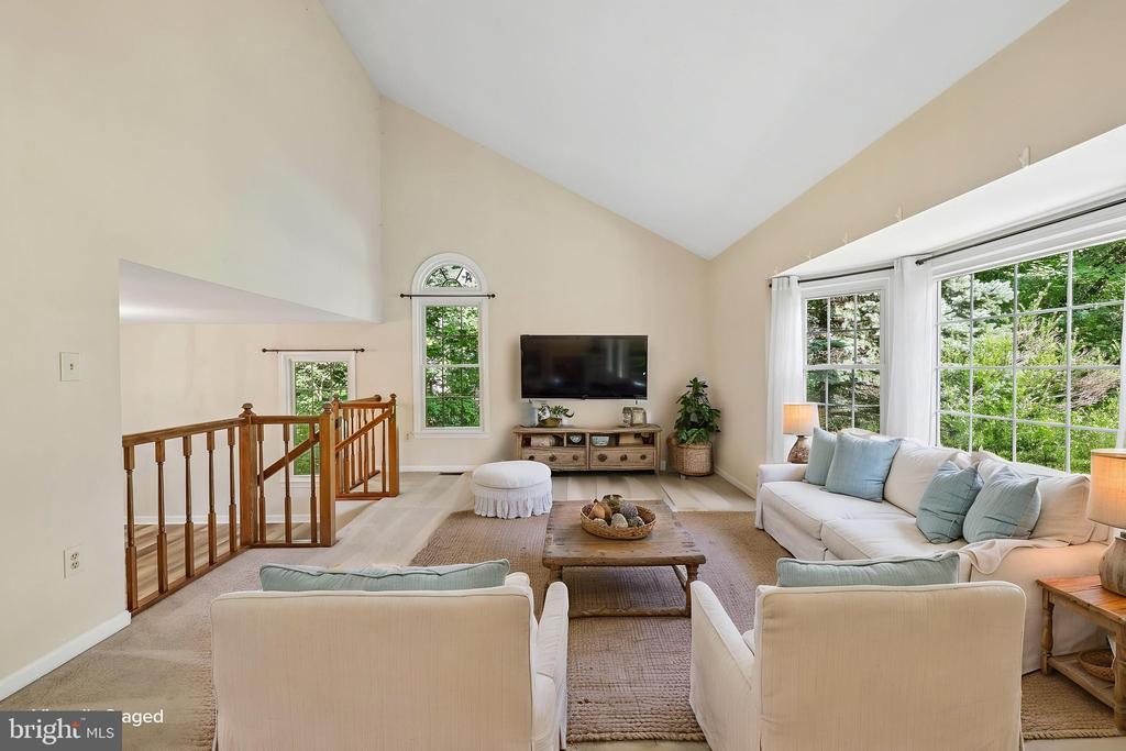 12855 VALLEYWOOD DRIVE