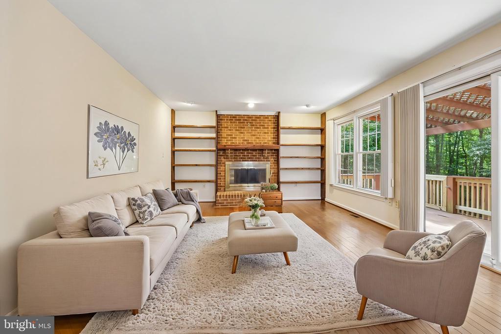 12855 VALLEYWOOD DRIVE