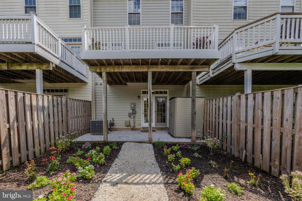 15090 DANEHURST CIRCLE