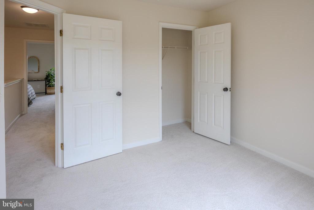 15090 DANEHURST CIRCLE