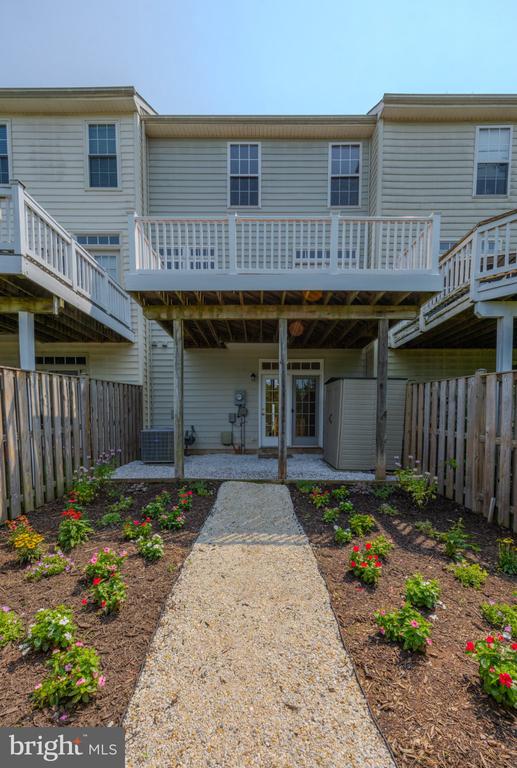 15090 DANEHURST CIRCLE