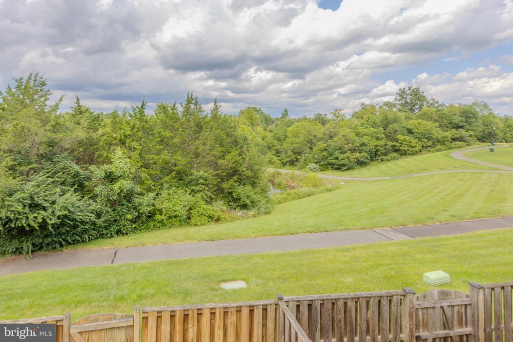 15090 DANEHURST CIRCLE