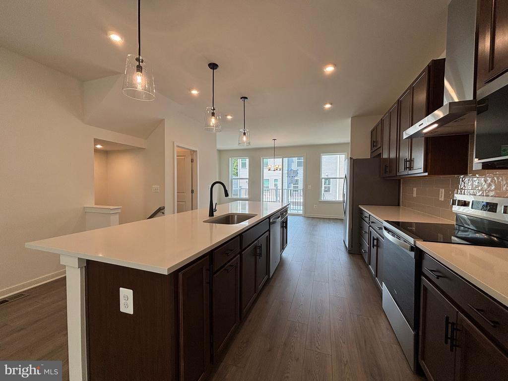 18022 ALICIA AVENUE