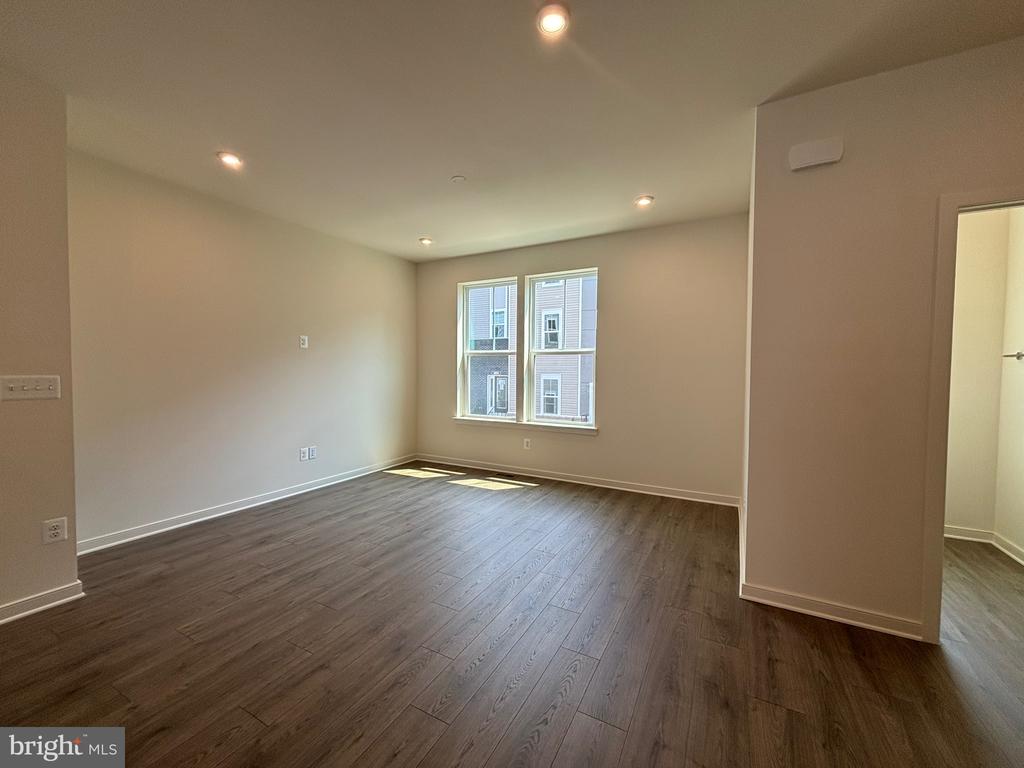 18022 ALICIA AVENUE