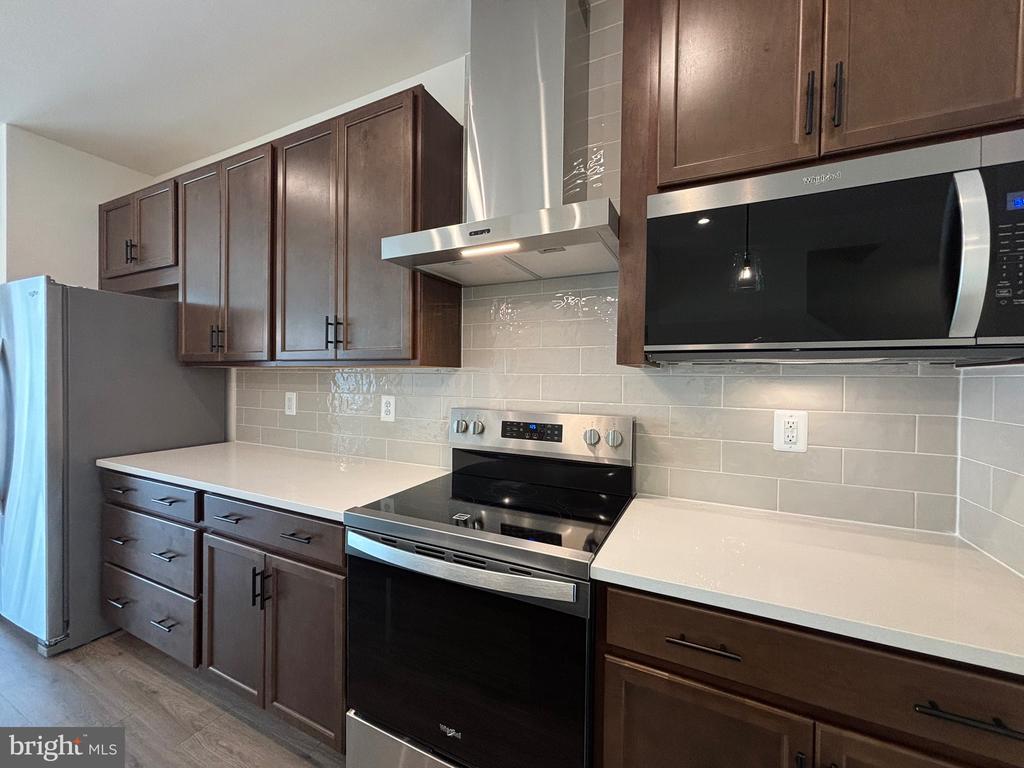 18022 ALICIA AVENUE
