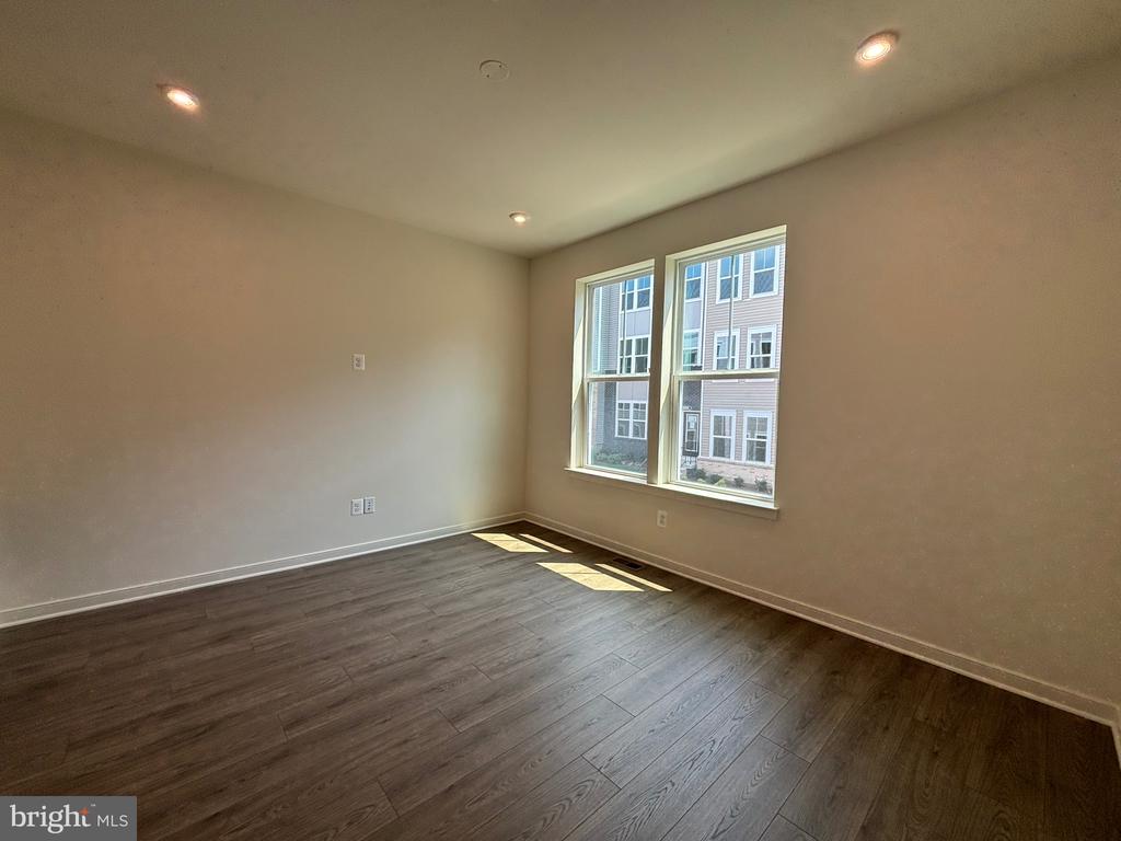 18022 ALICIA AVENUE