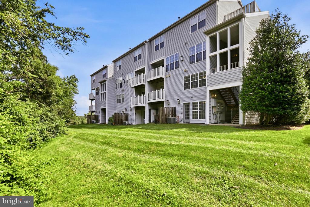 3842 CLORE PLACE Unit: 3842