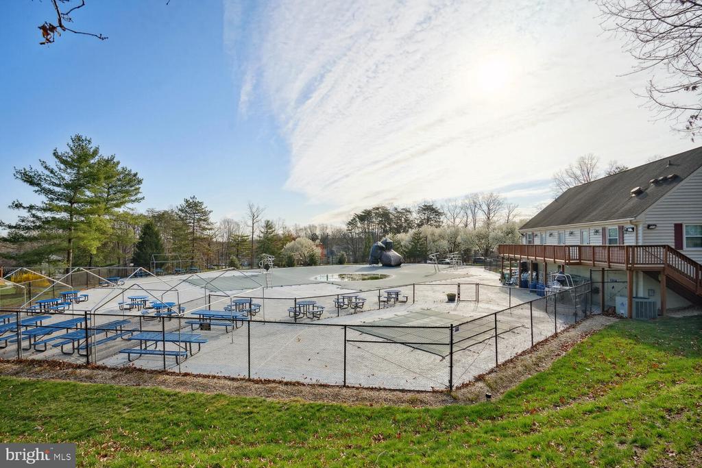 3842 CLORE PLACE Unit: 3842