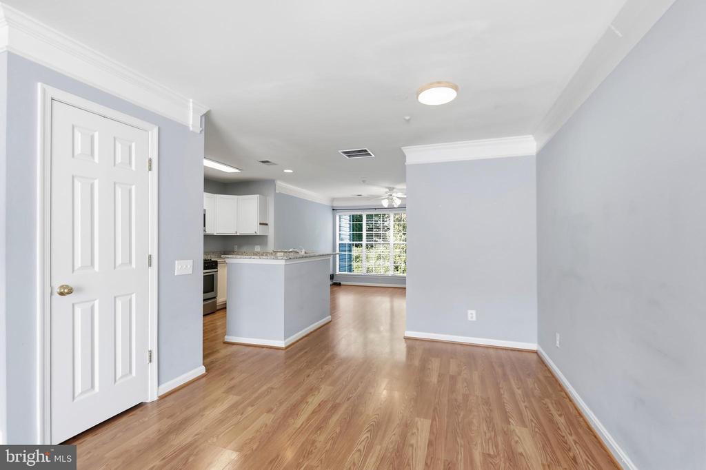 3842 CLORE PLACE Unit: 3842