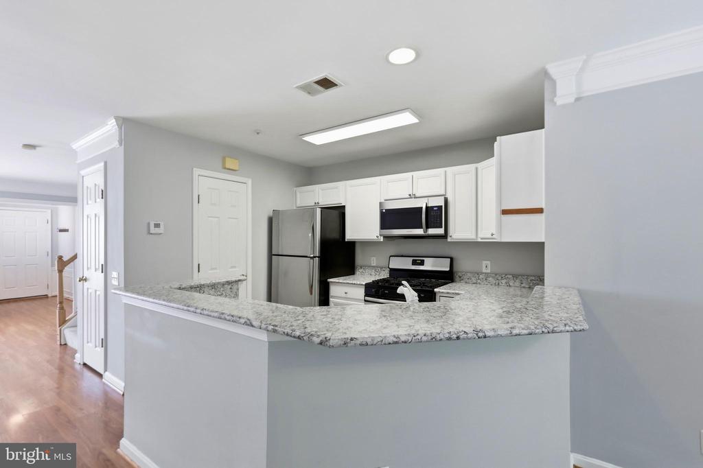 3842 CLORE PLACE Unit: 3842