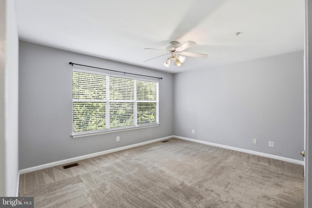 3842 CLORE PLACE Unit: 3842