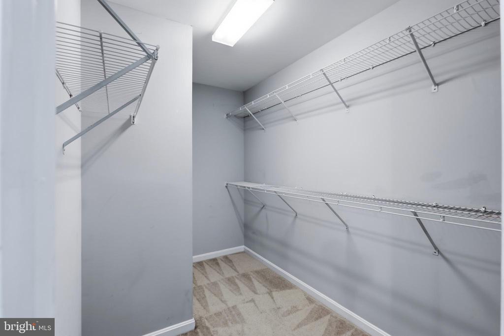 3842 CLORE PLACE Unit: 3842