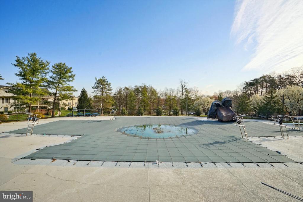 3842 CLORE PLACE Unit: 3842