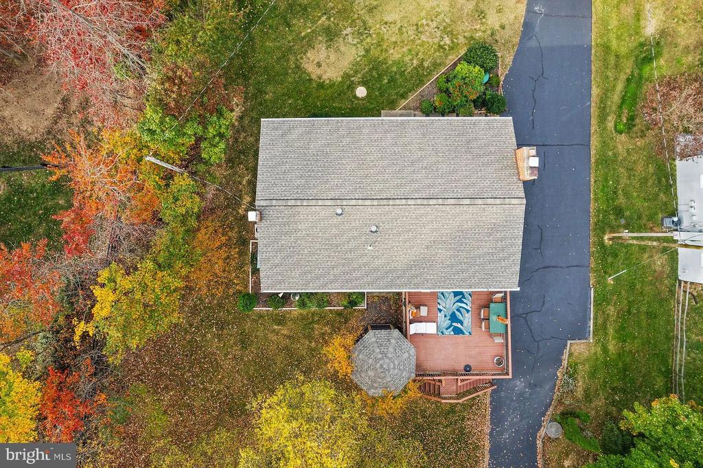 2521 YOUNGS DRIVE