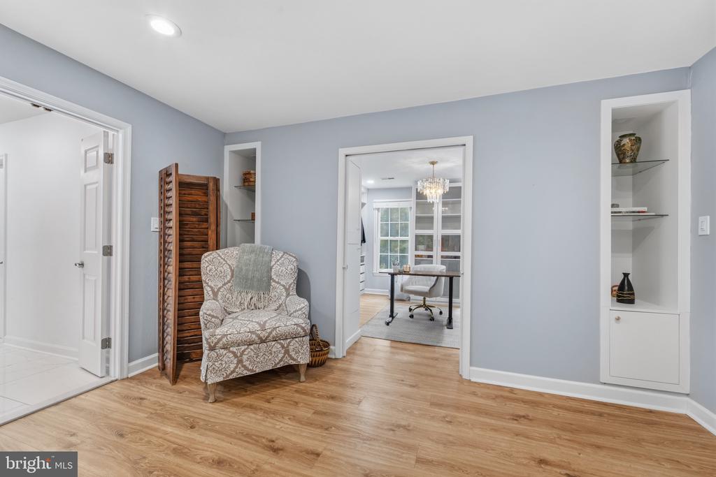 7001 KODIAK COURT