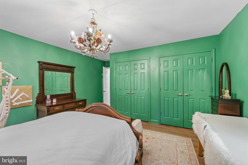 7001 KODIAK COURT