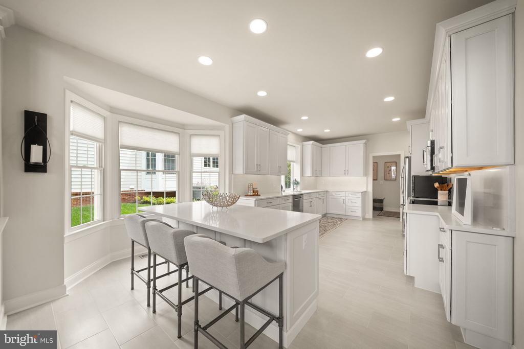 15243 GOLF VIEW DRIVE