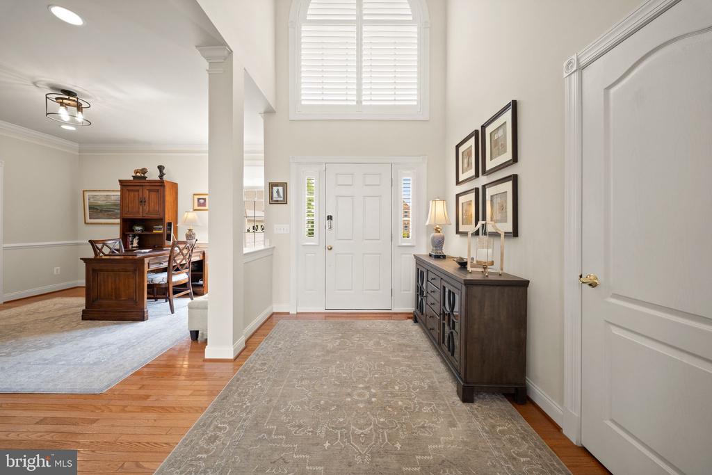 15243 GOLF VIEW DRIVE
