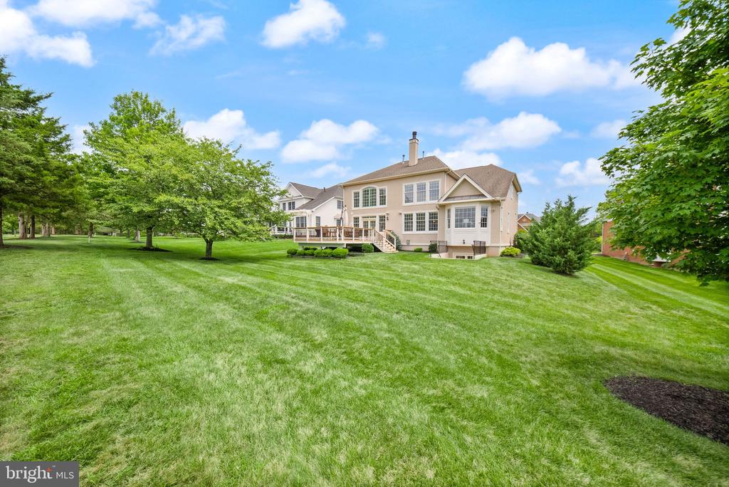 15243 GOLF VIEW DRIVE