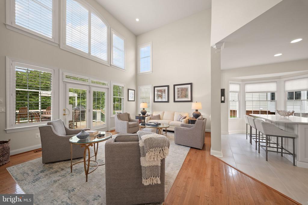 15243 GOLF VIEW DRIVE