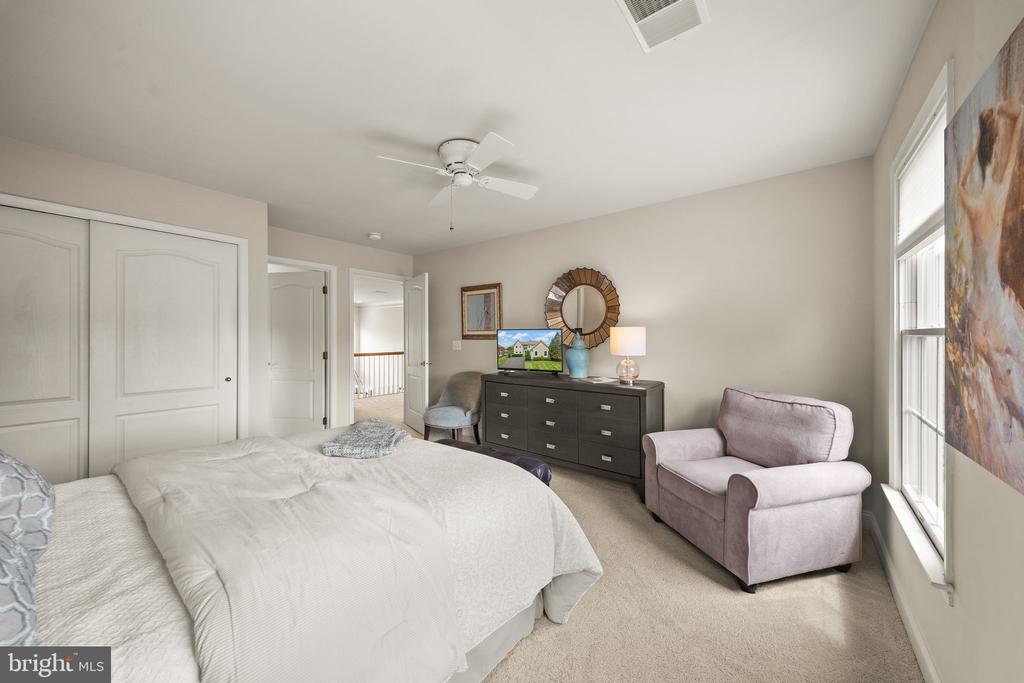 15243 GOLF VIEW DRIVE