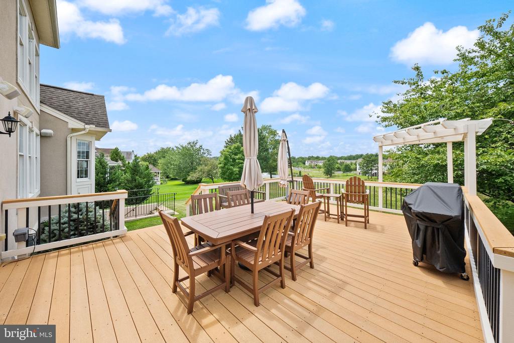 15243 GOLF VIEW DRIVE