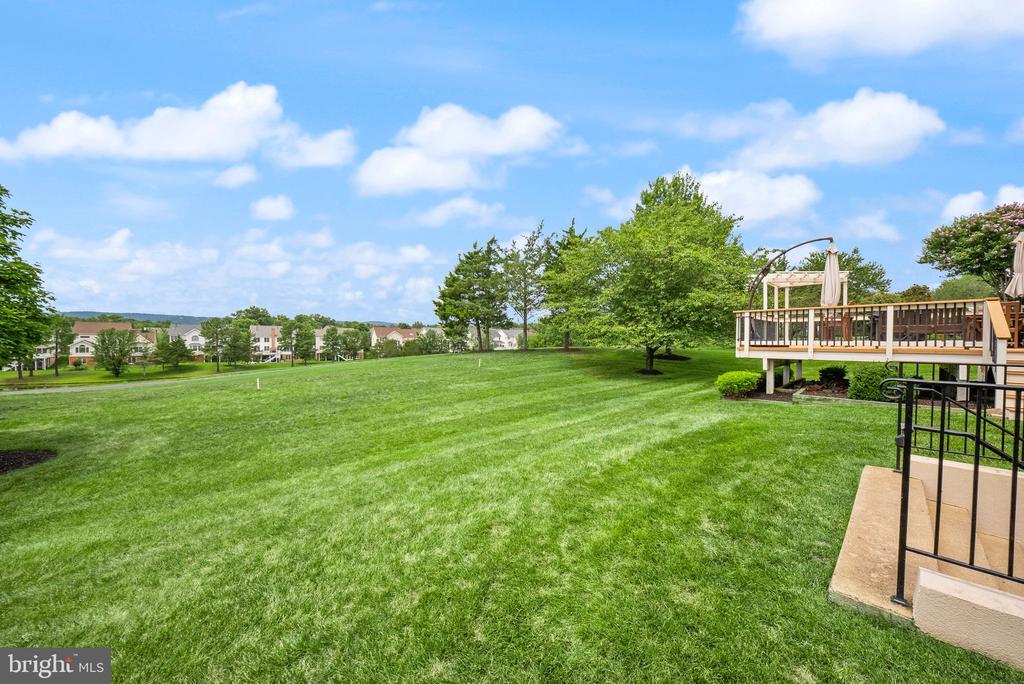 15243 GOLF VIEW DRIVE