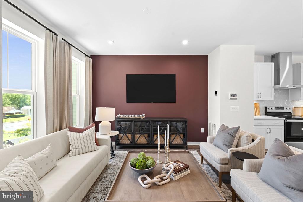 16992 ALICIA AVENUE