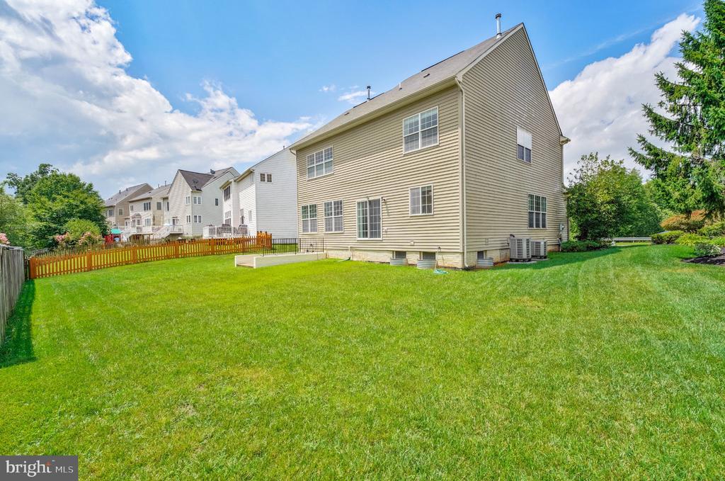 10609 MOSELLE COURT