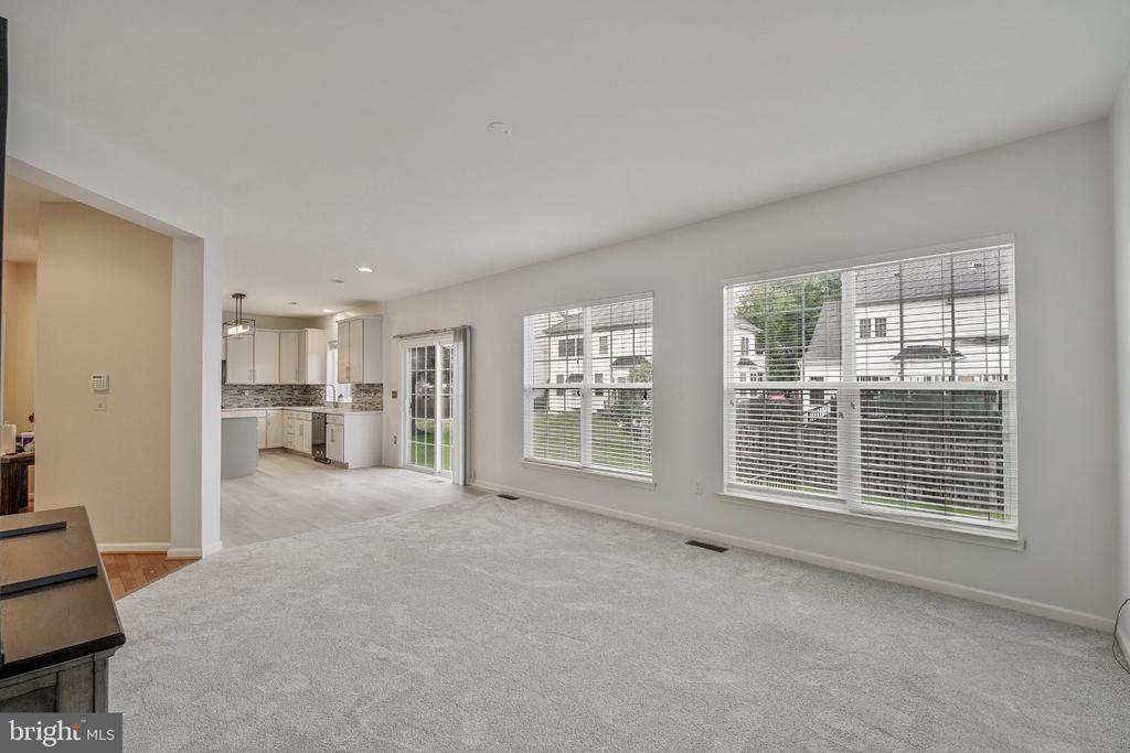 10609 MOSELLE COURT