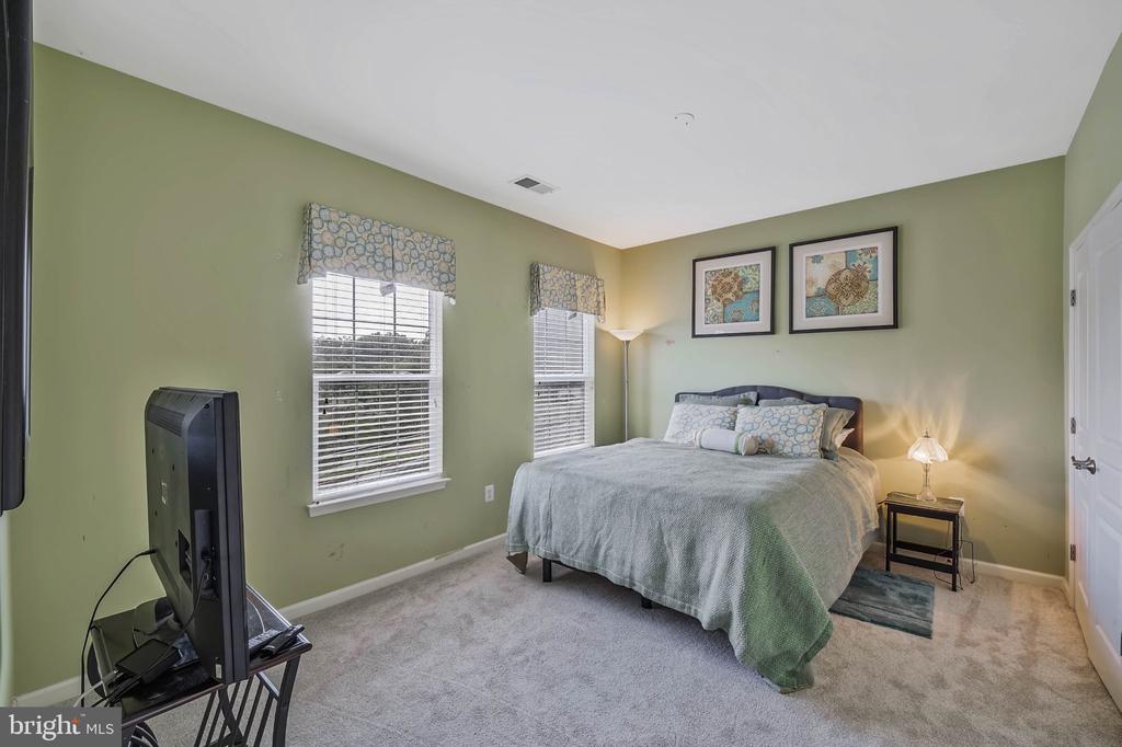 10609 MOSELLE COURT
