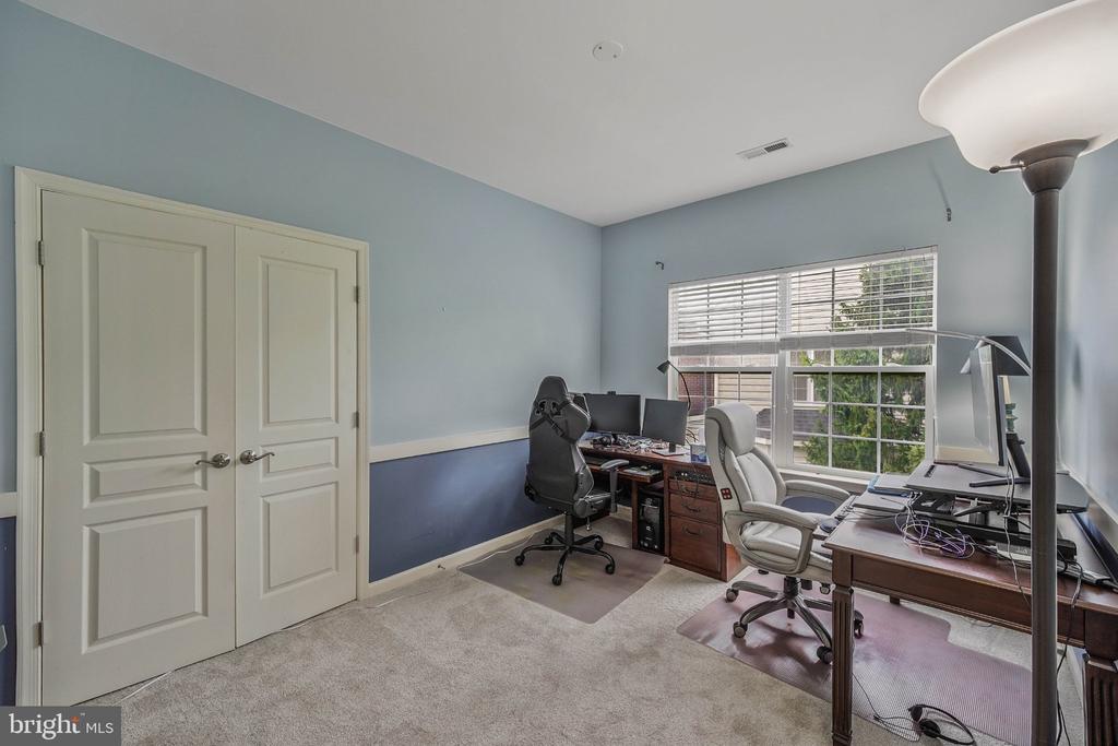 10609 MOSELLE COURT