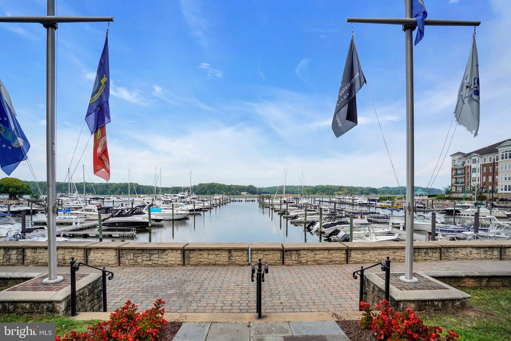 680 WATERMANS DRIVE Unit: 105