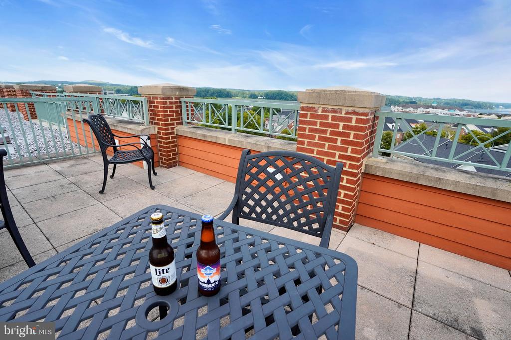 680 WATERMANS DRIVE Unit: 105