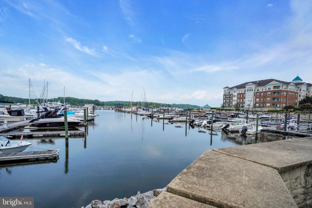 680 WATERMANS DRIVE Unit: 105