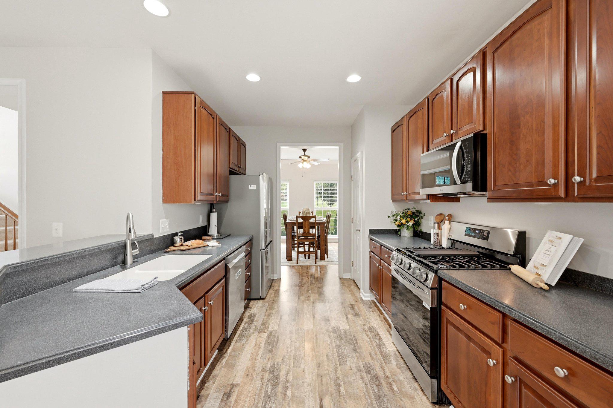 17037 LOFTRIDGE LANE