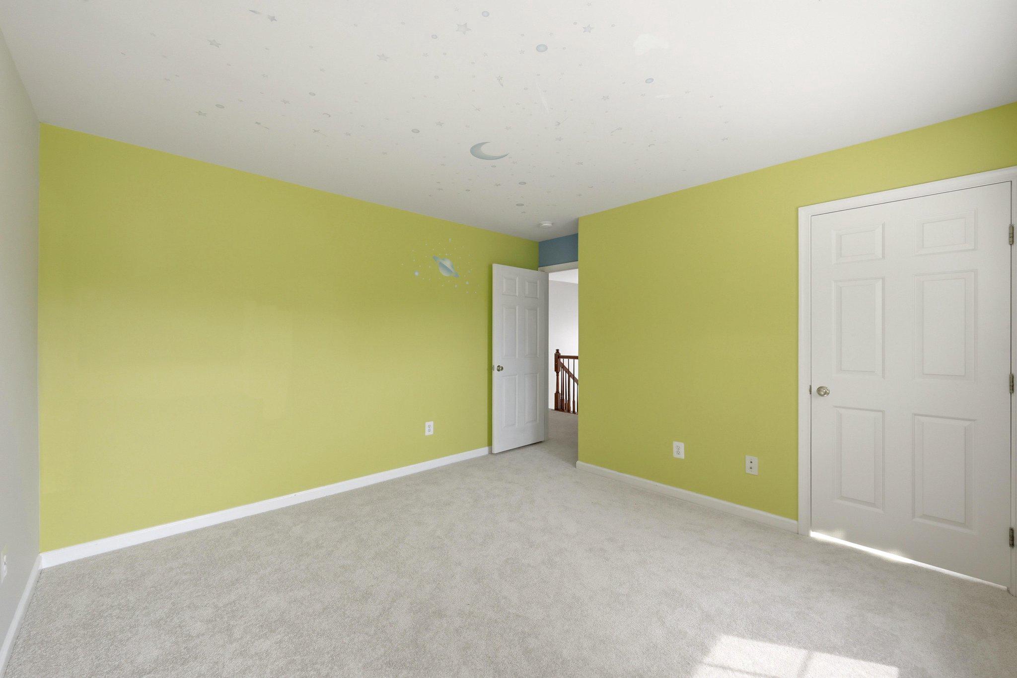 17037 LOFTRIDGE LANE