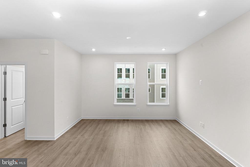 18032 ALICIA AVENUE
