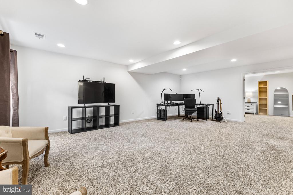 12380 SOUTHINGTON DRIVE