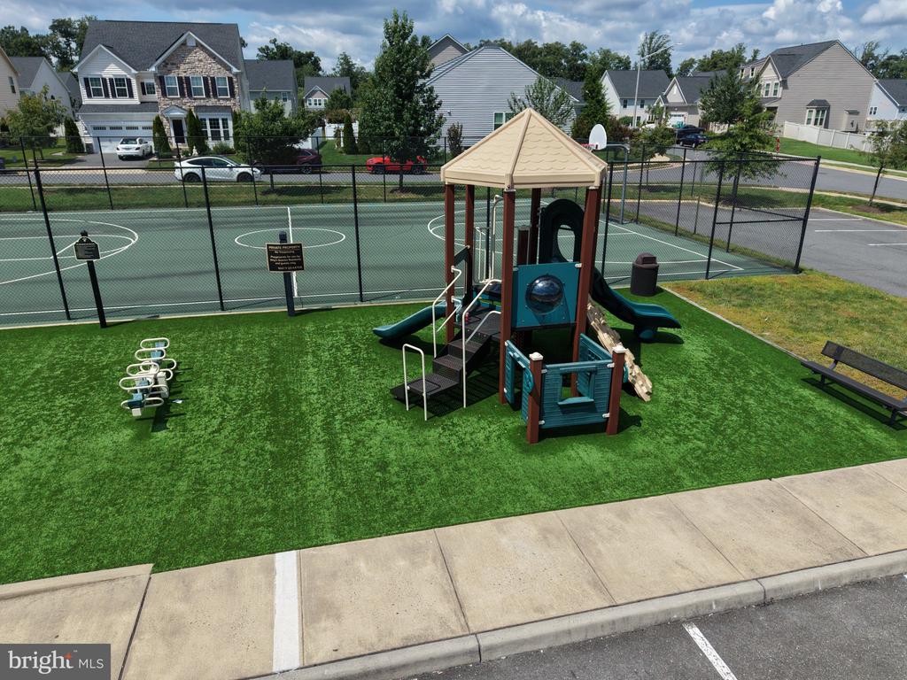 12380 SOUTHINGTON DRIVE