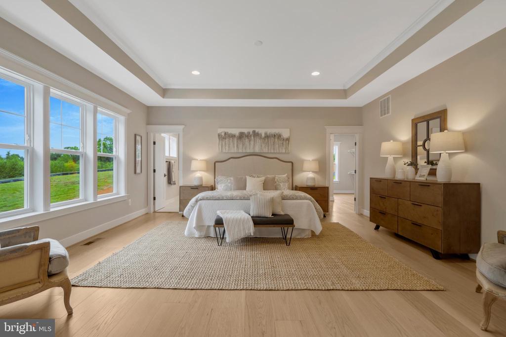 1584 LOUDOUN DRIVE