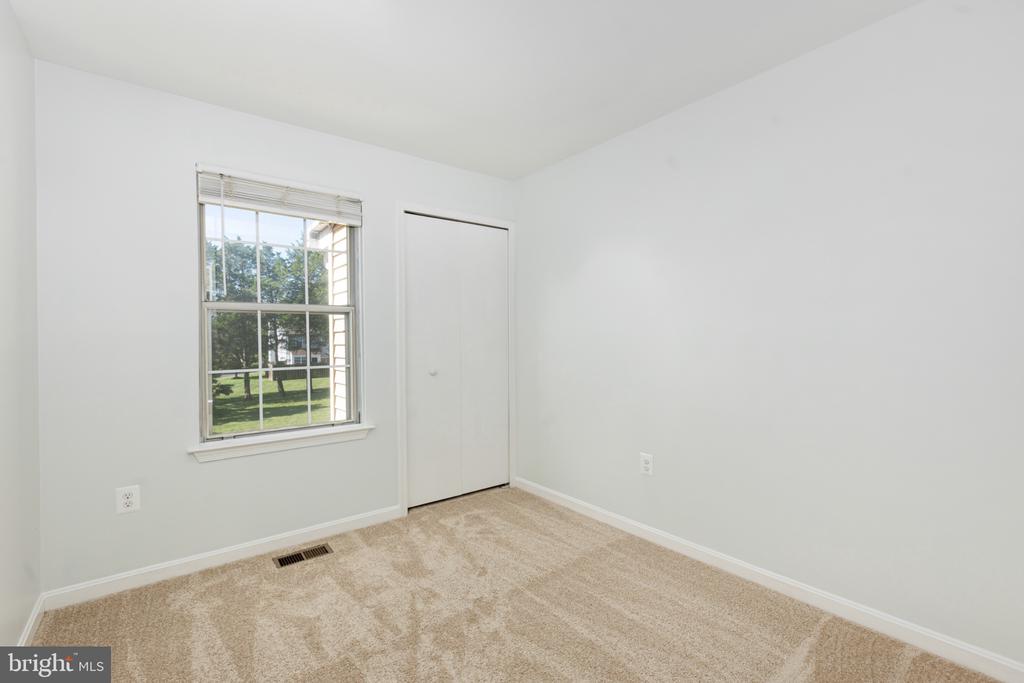 7781 GATESHEAD LANE