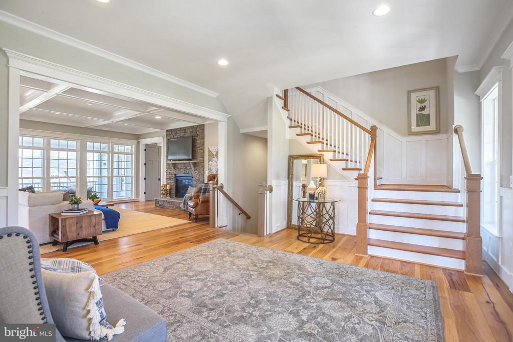 1580 LOUDOUN DRIVE