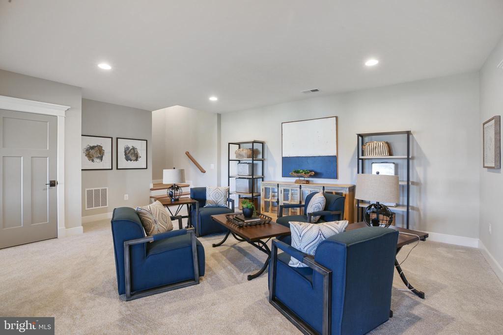 1580 LOUDOUN DRIVE